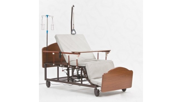 DB-11A Кровать-кресло с туалетом и возможностью полноценного подъёма с кресла
